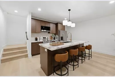 8554 S Lynwood St, Sandy, UT 84070 - Photo 65