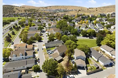 2951 E Ash Point N, Eagle Mountain, UT 84005 - Photo 45