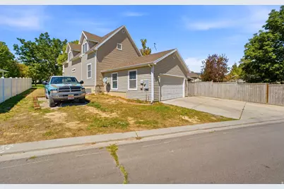 2951 E Ash Point N, Eagle Mountain, UT 84005 - Photo 37