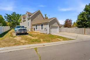 2951 E Ash Point N, Eagle Mountain, UT 84005 - Photo 37