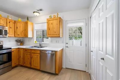 732 N 200 E, Springville, UT 84663 - Photo 13