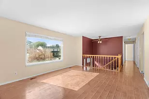 11934 S Cedar Ridge Rd, Sandy, UT 84094 - Photo 13