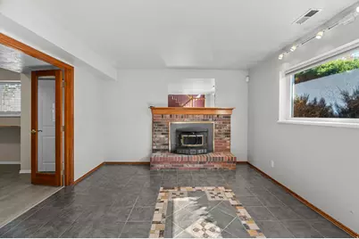 11934 S Cedar Ridge Rd, Sandy, UT 84094 - Photo 25