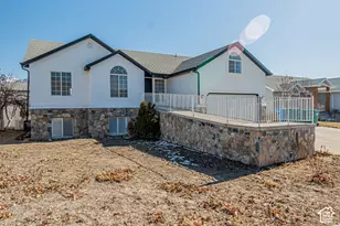 12467 Laurel Chase Dr, Riverton, UT 84065 - Photo 3