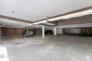 939 S Donner Way, Salt Lake City, UT 84108 - Photo 49