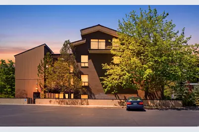 939 S Donner Way #111, Salt Lake City, UT 84108 - Photo 1