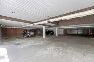 939 S Donner Way, Salt Lake City, UT 84108 - Photo 49