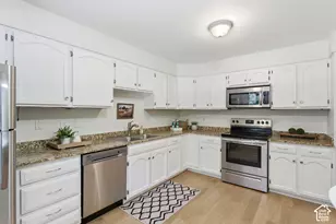 939 S Donner Way, Salt Lake City, UT 84108 - Photo 21