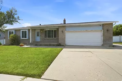 2183 Gregory Ave, Riverton, UT 84065 - Photo 3