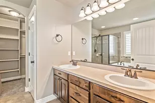 2027 S Davis Ln W, West Haven, UT 84401 - Photo 7