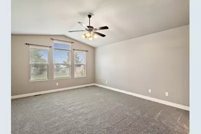 2027 S Davis Ln W, West Haven, UT 84401 - Photo 5