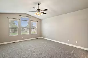 2027 S Davis Ln W, West Haven, UT 84401 - Photo 5