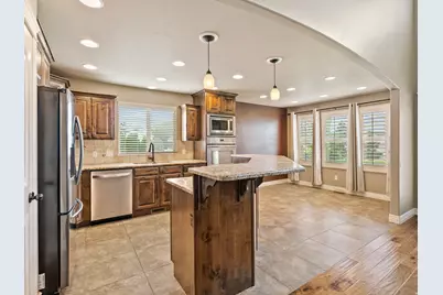 2027 S Davis Ln W, West Haven, UT 84401 - Photo 5