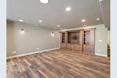 2027 S Davis Ln W, West Haven, UT 84401 - Photo 13
