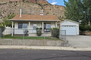 675 Edgehill Dr, Sunnyside, UT 84539 - Photo 1