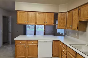 675 Edgehill Dr, Sunnyside, UT 84539 - Photo 9