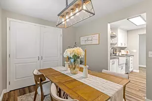7155 S Brookhill Dr, Cottonwood Heights, UT 84121 - Photo 9