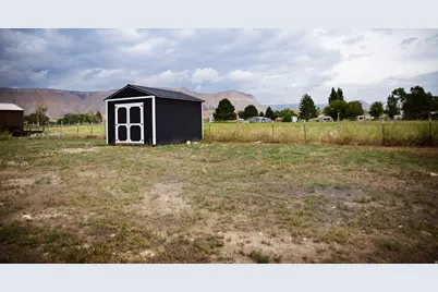 380 W 300 N, Ferron, UT 84523 - Photo 17
