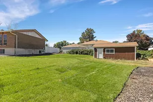 1489 E Verde Cir S, Sandy, UT 84093 - Photo 29