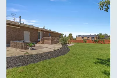 1489 E Verde Cir S, Sandy, UT 84093 - Photo 25