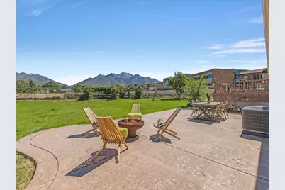 1489 E Verde Cir S, Sandy, UT 84093 - Photo 3