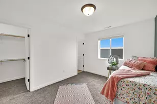 25 E Center St, North Salt Lake, UT 84054 - Photo 17
