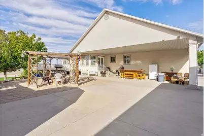 4382 S 5445 W, West Valley, UT 84120 - Photo 31