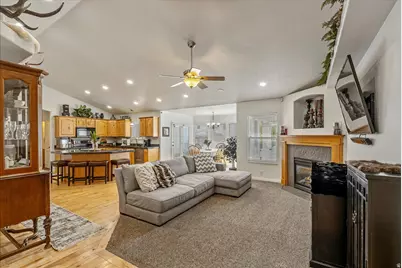 4382 S 5445 W, West Valley, UT 84120 - Photo 7
