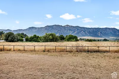 584 W 300 N, Hyrum, UT 84319 - Photo 3