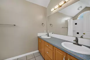 584 W 300 N, Hyrum, UT 84319 - Photo 15