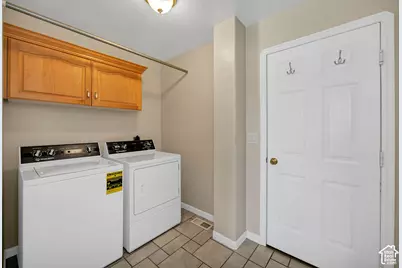 584 W 300 N, Hyrum, UT 84319 - Photo 15