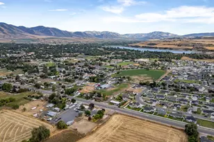 584 W 300 N, Hyrum, UT 84319 - Photo 43