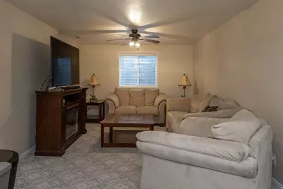 584 W 300 N, Hyrum, UT 84319 - Photo 25