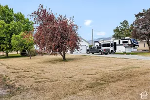 584 W 300 N, Hyrum, UT 84319 - Photo 7