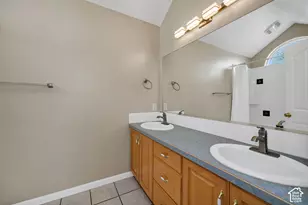 584 W 300 N, Hyrum, UT 84319 - Photo 17