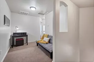 1000 E Bluffview Dr, Washington, UT 84780 - Photo 25