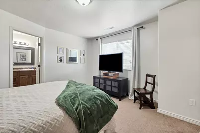 1000 E Bluffview Dr #110, Washington, UT 84780 - Photo 15