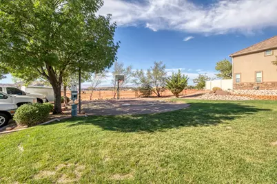 1000 E Bluffview Dr #110, Washington, UT 84780 - Photo 43