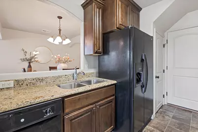 1000 E Bluffview Dr #110, Washington, UT 84780 - Photo 9