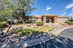 1000 E Bluffview Dr, Washington, UT 84780 - Photo 33