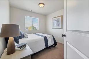 1000 E Bluffview Dr, Washington, UT 84780 - Photo 19