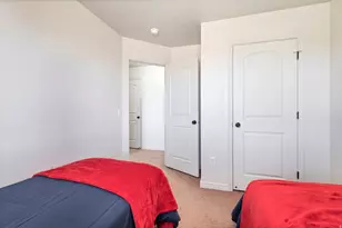 1000 E Bluffview Dr, Washington, UT 84780 - Photo 21