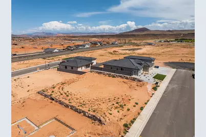 3932 W 1570 S, Hurricane, UT 84737 - Photo 17