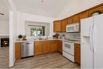 4064 W 5250 S, Roy, UT 84067 - Photo 9
