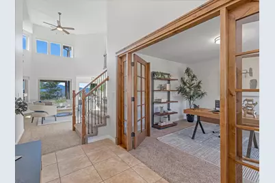 2138 E Eagle Crest Dr, Draper, UT 84020 - Photo 3