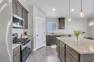 4098 N Fairfield Dr, Eagle Mountain, UT 84005 - Photo 5