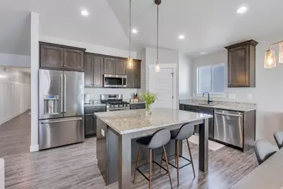4098 N Fairfield Dr, Eagle Mountain, UT 84005 - Photo 3