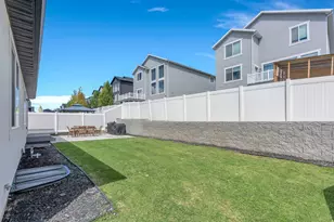 4098 N Fairfield Dr, Eagle Mountain, UT 84005 - Photo 37