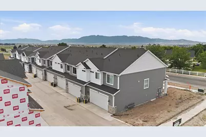 835 S 270 E #8, Smithfield, UT 84335 - Photo 11