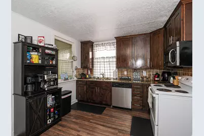 414 N 100 W, Tooele, UT 84074 - Photo 13